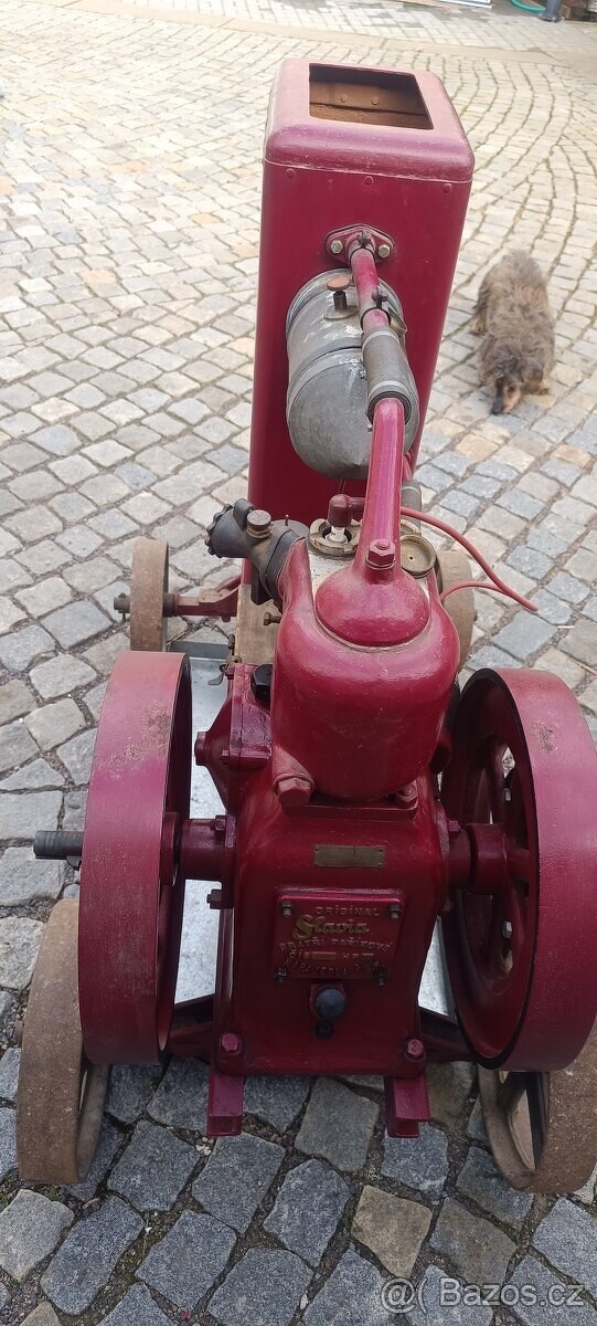 Stabilní motor Slavia 3hp,2hp v chodu
