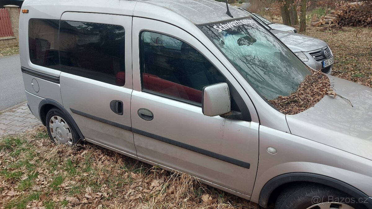 Opel combo 1.3 cdti r.v 2011