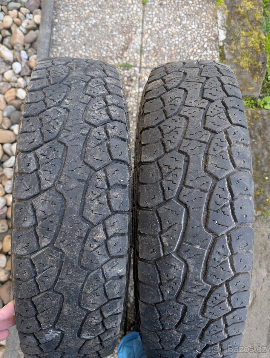 Pneu Hankook 205/80/16 2 kusy