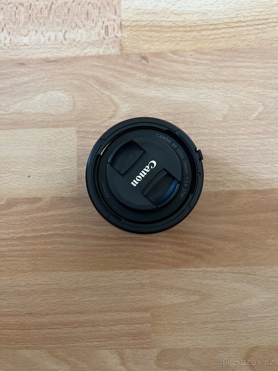 Canon m50 + objektiv tamron 18-200mm F/3,5-6,3