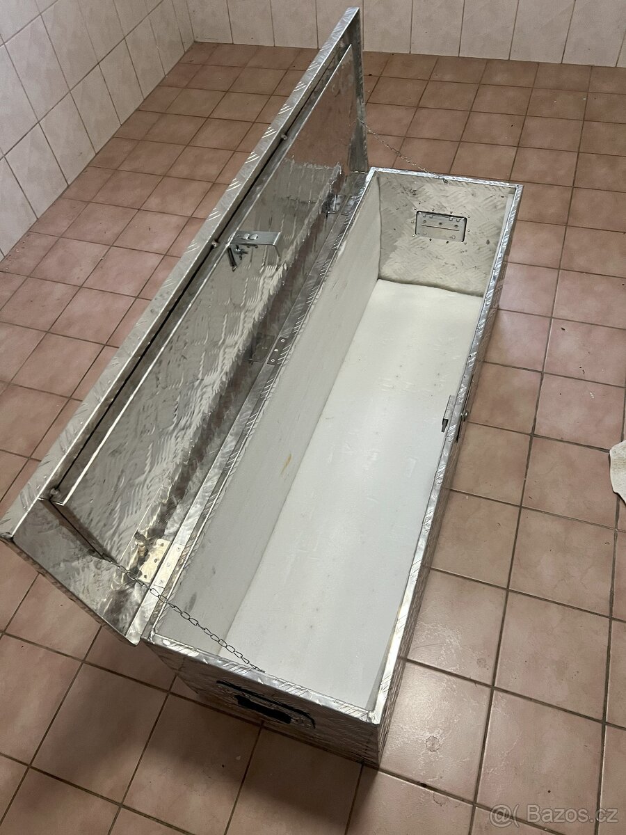 Hliníkový box