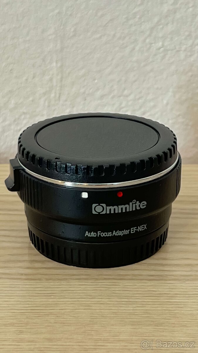 Redukce Commlite z Canon EF na Sony E Mount