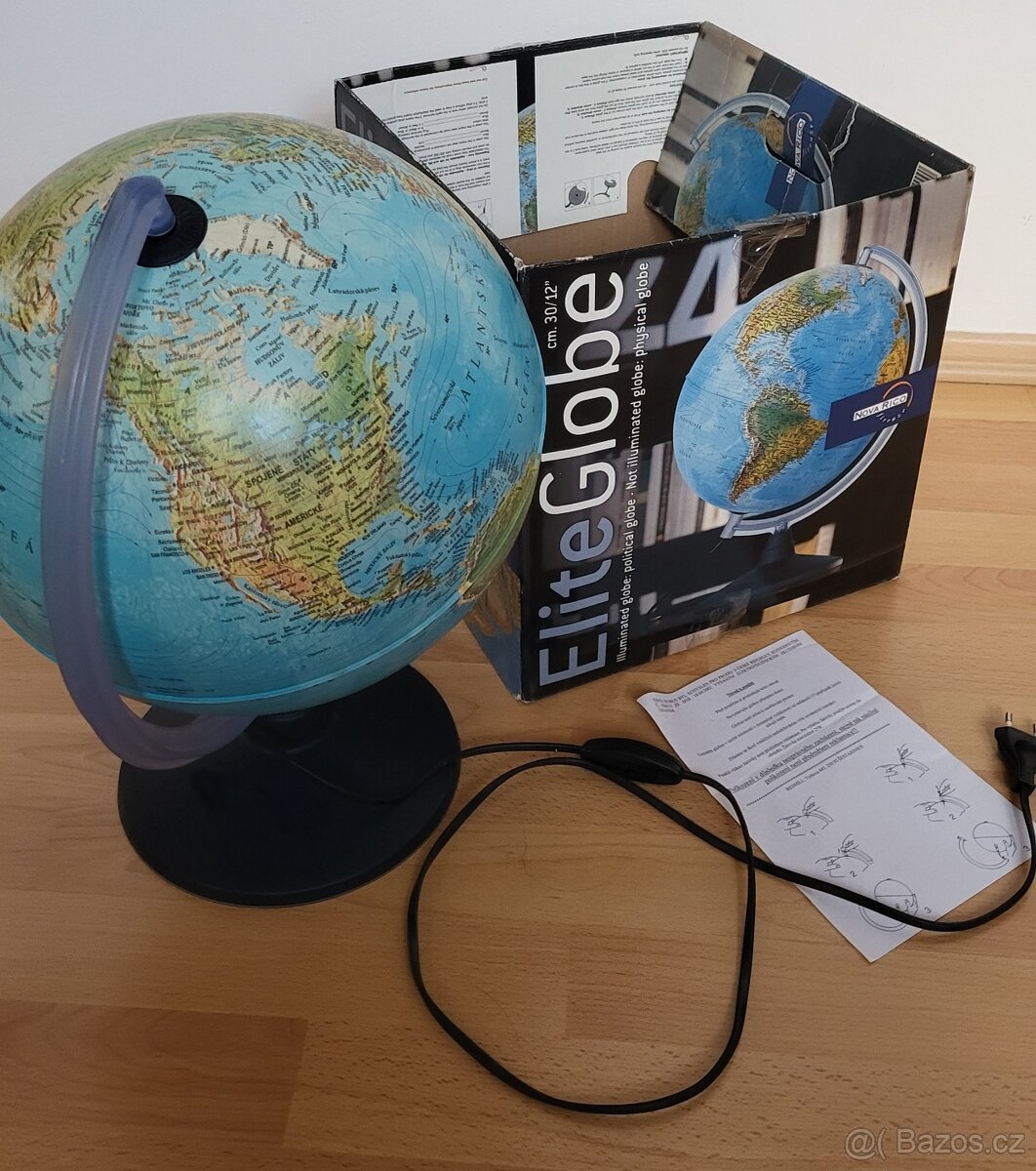 svítící globus