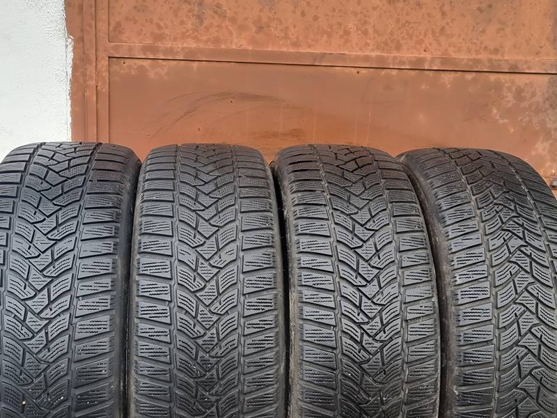 Zimní Dunlop 205/55/17