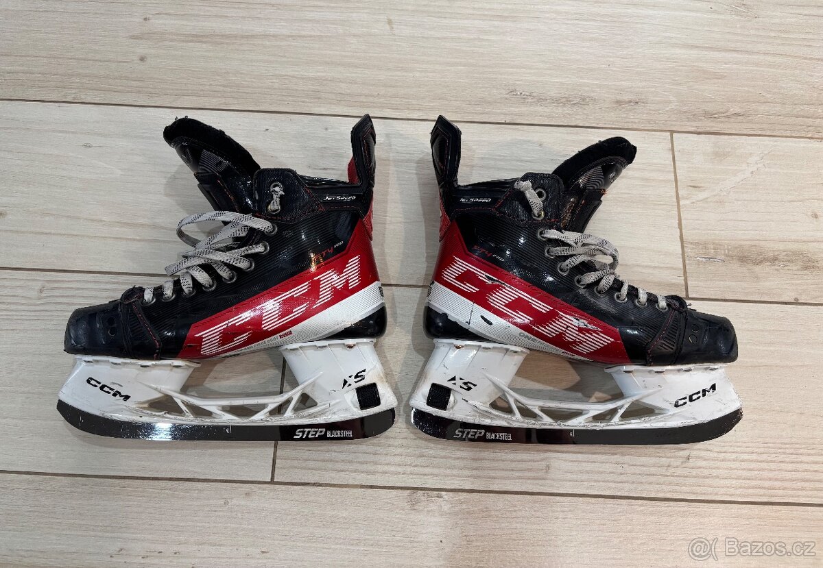 Hokejové brusle Ccm Jetspeed FT4 Pro