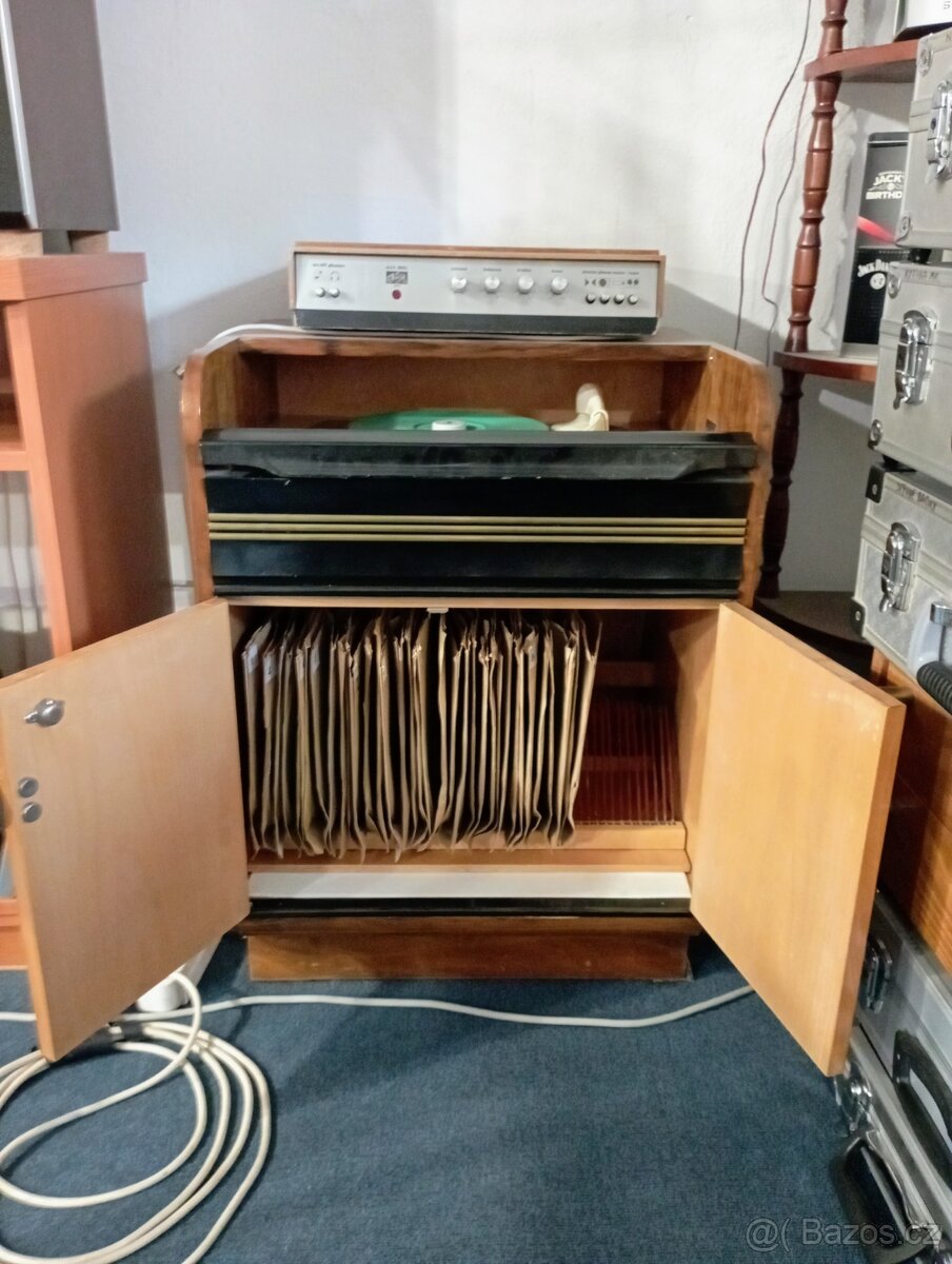 Gramofon,zesilovač,gramodesky