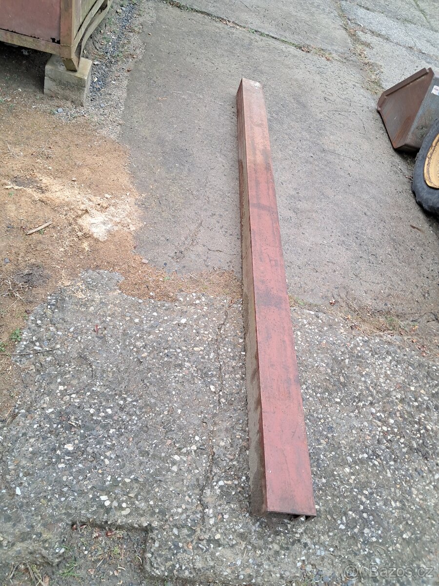 Ocelový sloup z profil U140mm