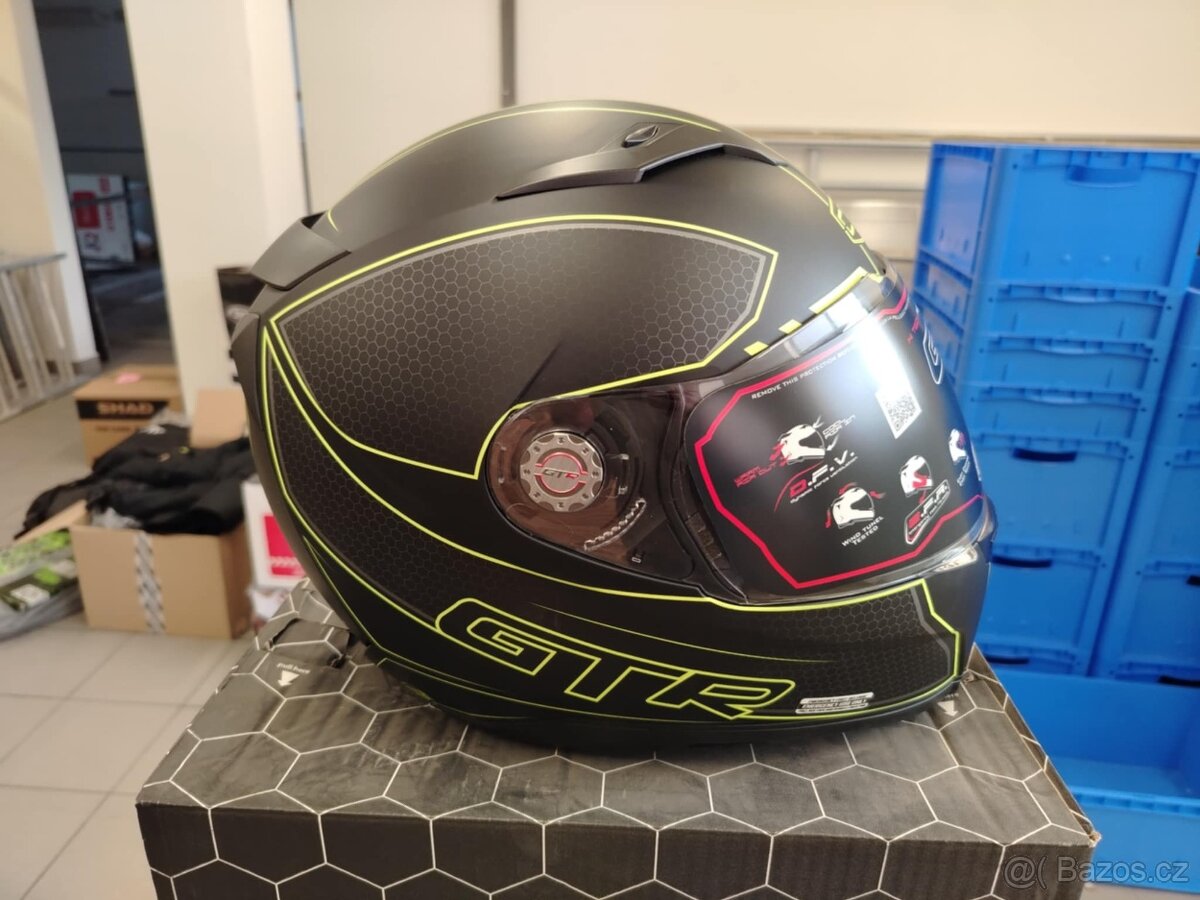 nová přilba CMS helmets GTR Teknic XL