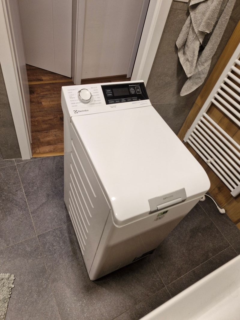 Pračka Elektrolux EW7T3372C - horní plnění