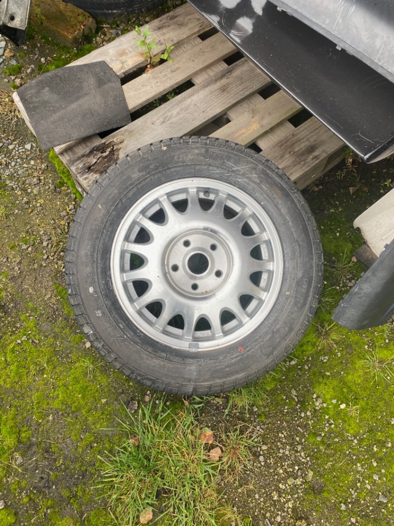 Dojezdové kolo 205/65R15 94V Yokohama