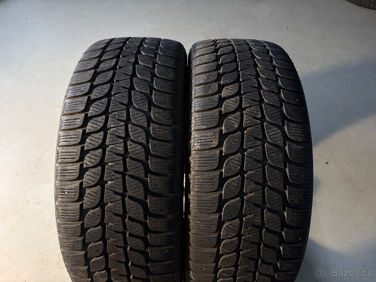 Zimní pneu Bridgestone 225/45R19