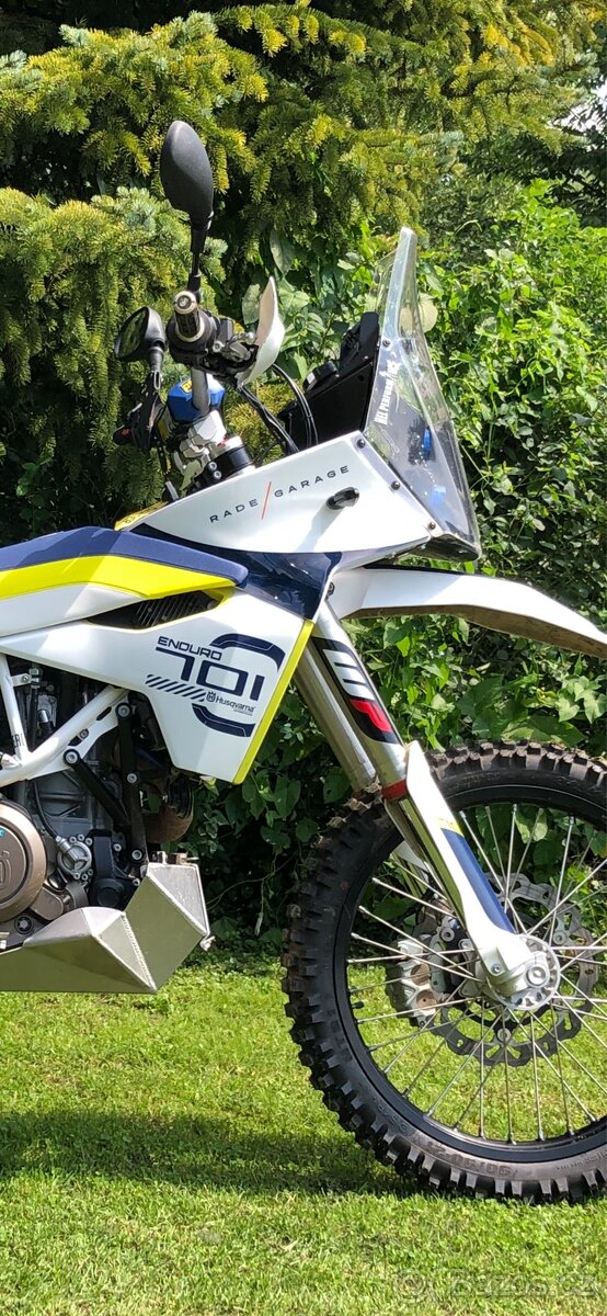 Husqvarna 701 enduro - Rade Garage - kokpit