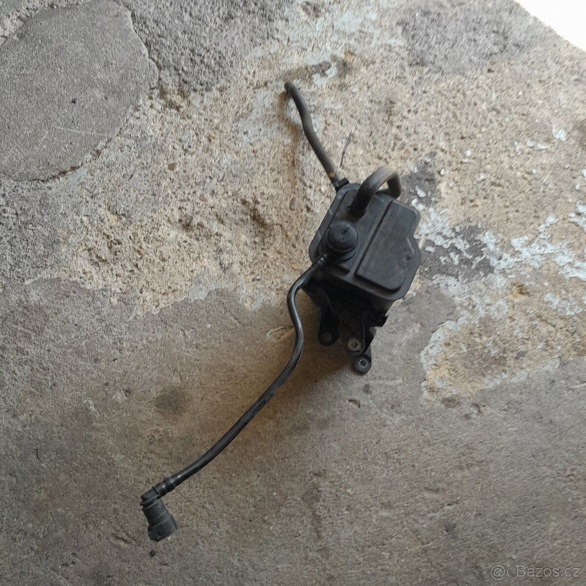 Š. Superb II, nád. s aktivním uhlím, 1K0 201 801 E