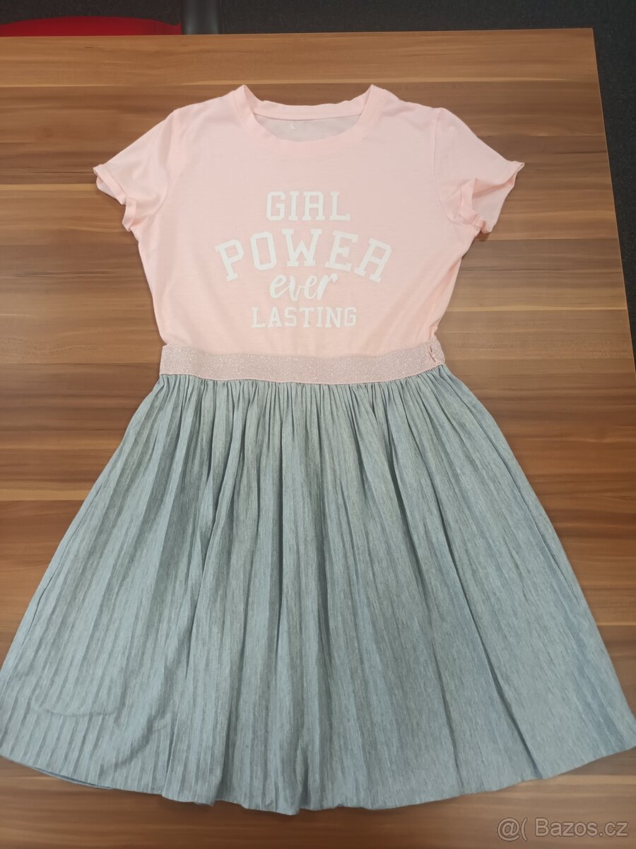 Dívčí šaty vel.158