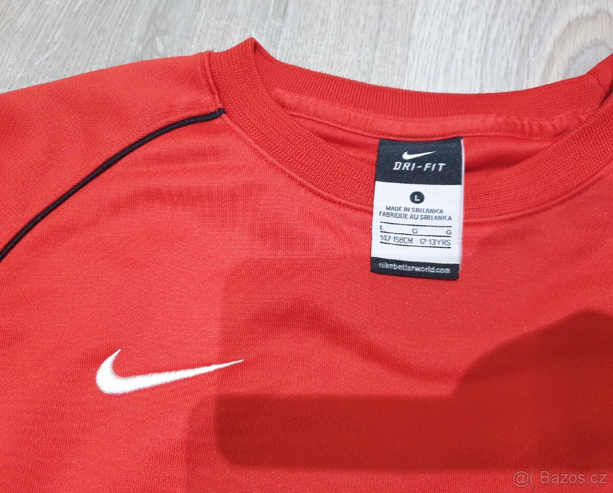 Mikina NIKE DRI-FIT, vel.147-158