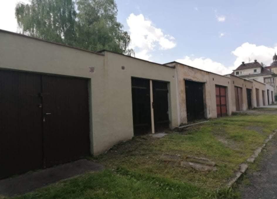 Pronájem prostorné garáže ve Varnsdorfu