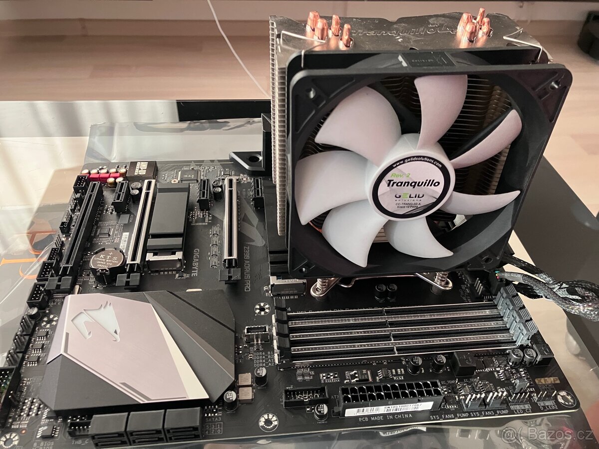 Cpu i7-9700k, deska, nvme disk, chladič