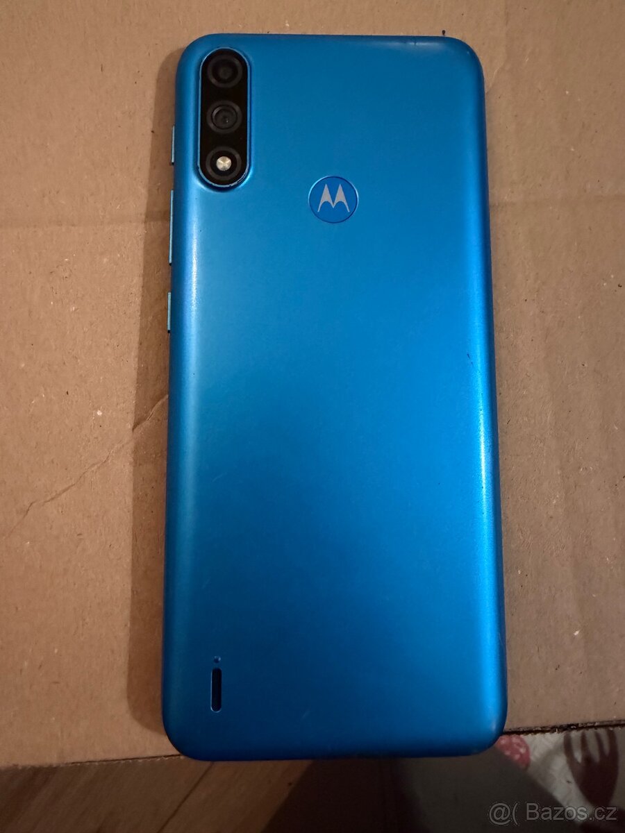 Telefon na díly, nálezový stav.