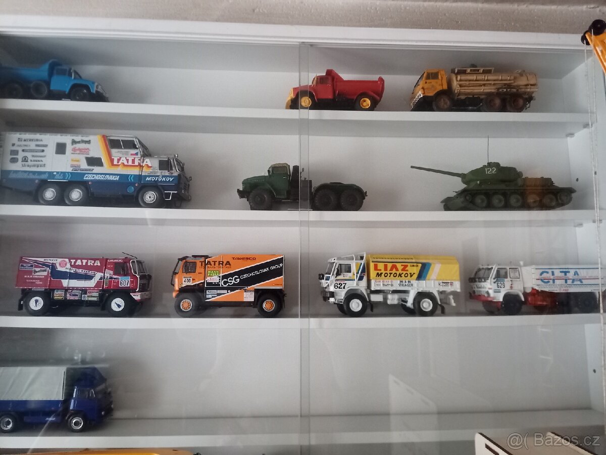 Modely 1:43 a díly Dea 1:8