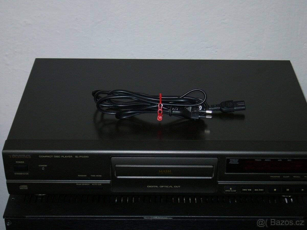 CD přehrávač Technics SL-PG390 v perfektním stavu