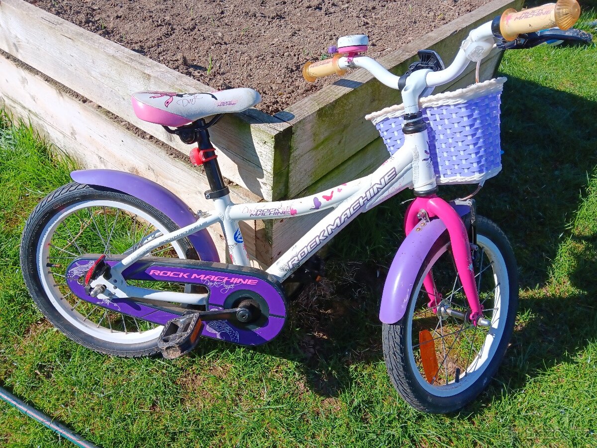 Dívčí kolo vel. 16