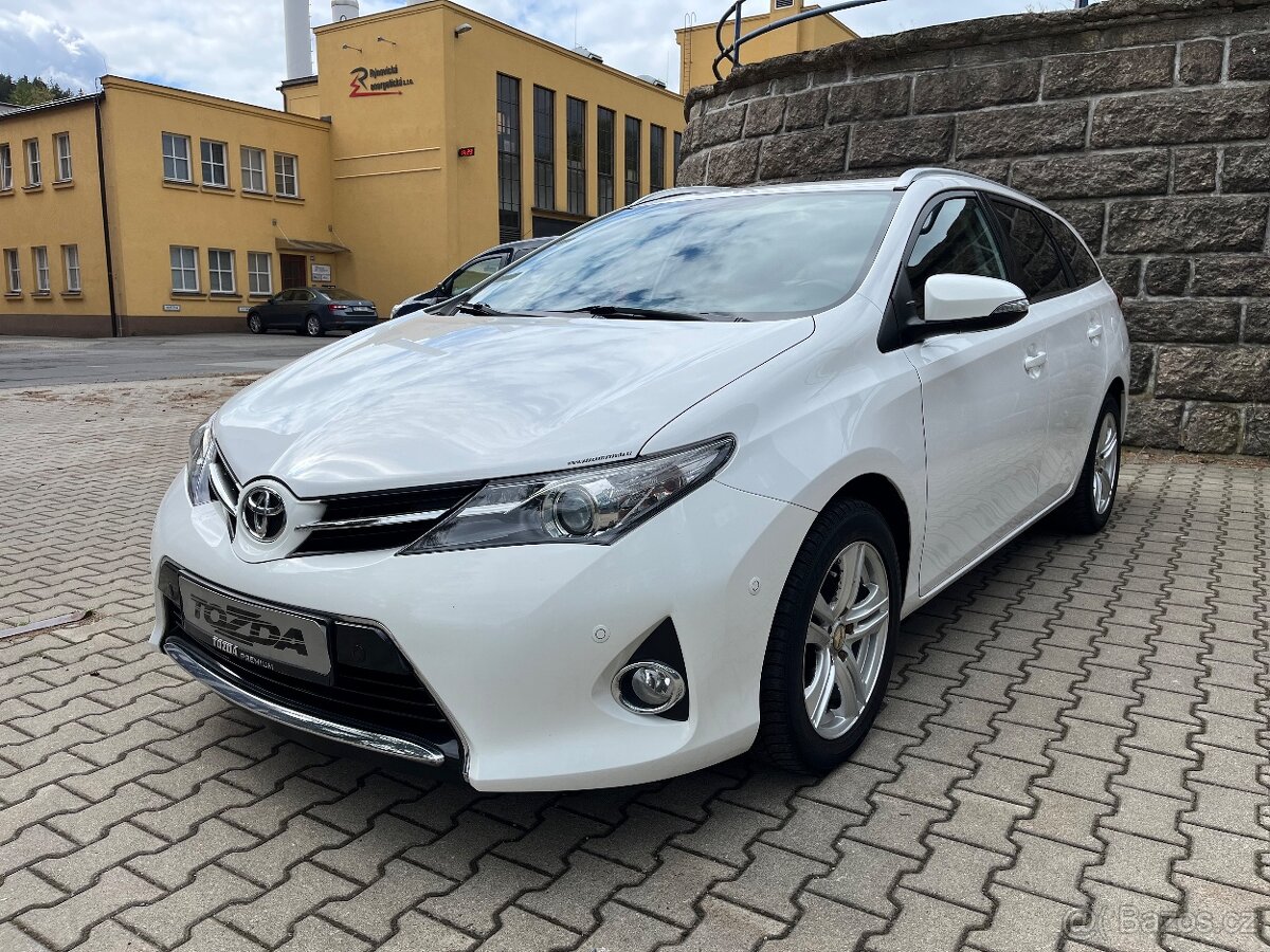 Toyota Auris 1,6 ValveMatic /1.maj./ ČR /