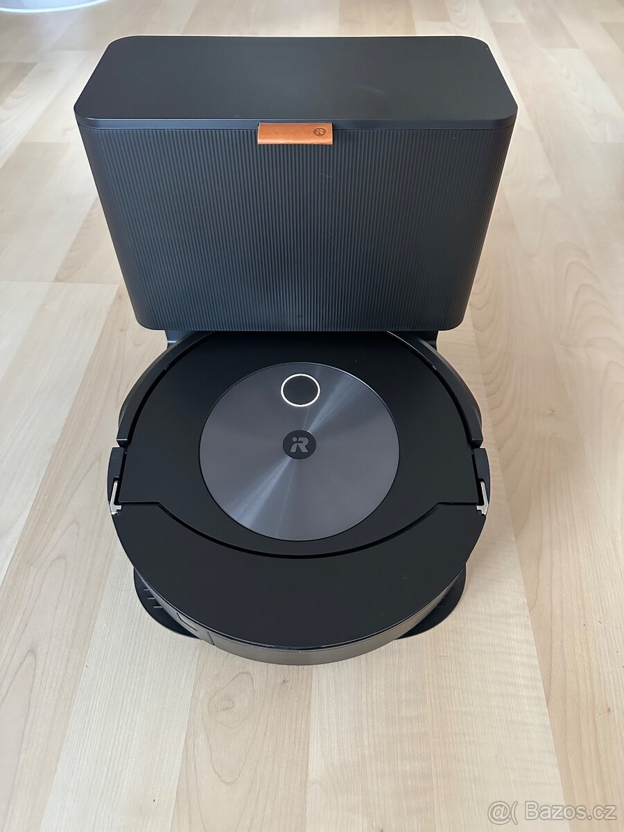 iRobot Roomba Combo J7+ s mopem