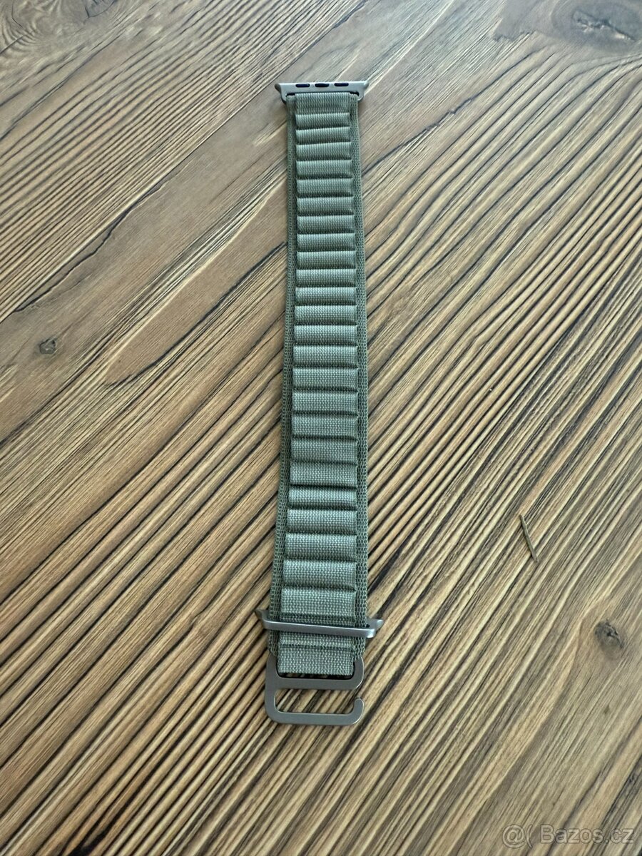 Řemínek Apple 49mm olivový alpský tah - Small