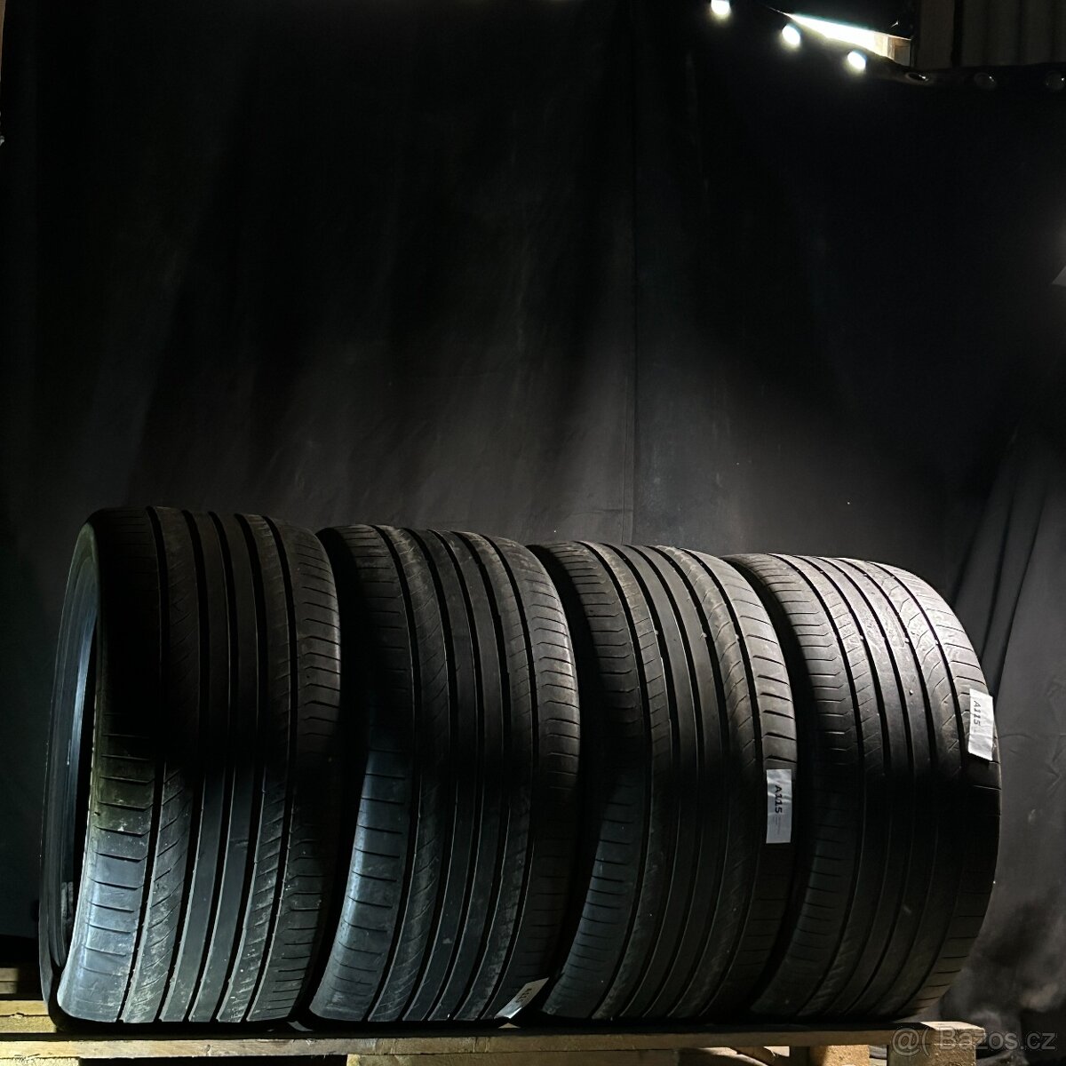 Letní pneu 325/35 R22 110Y Continental 5,5mm