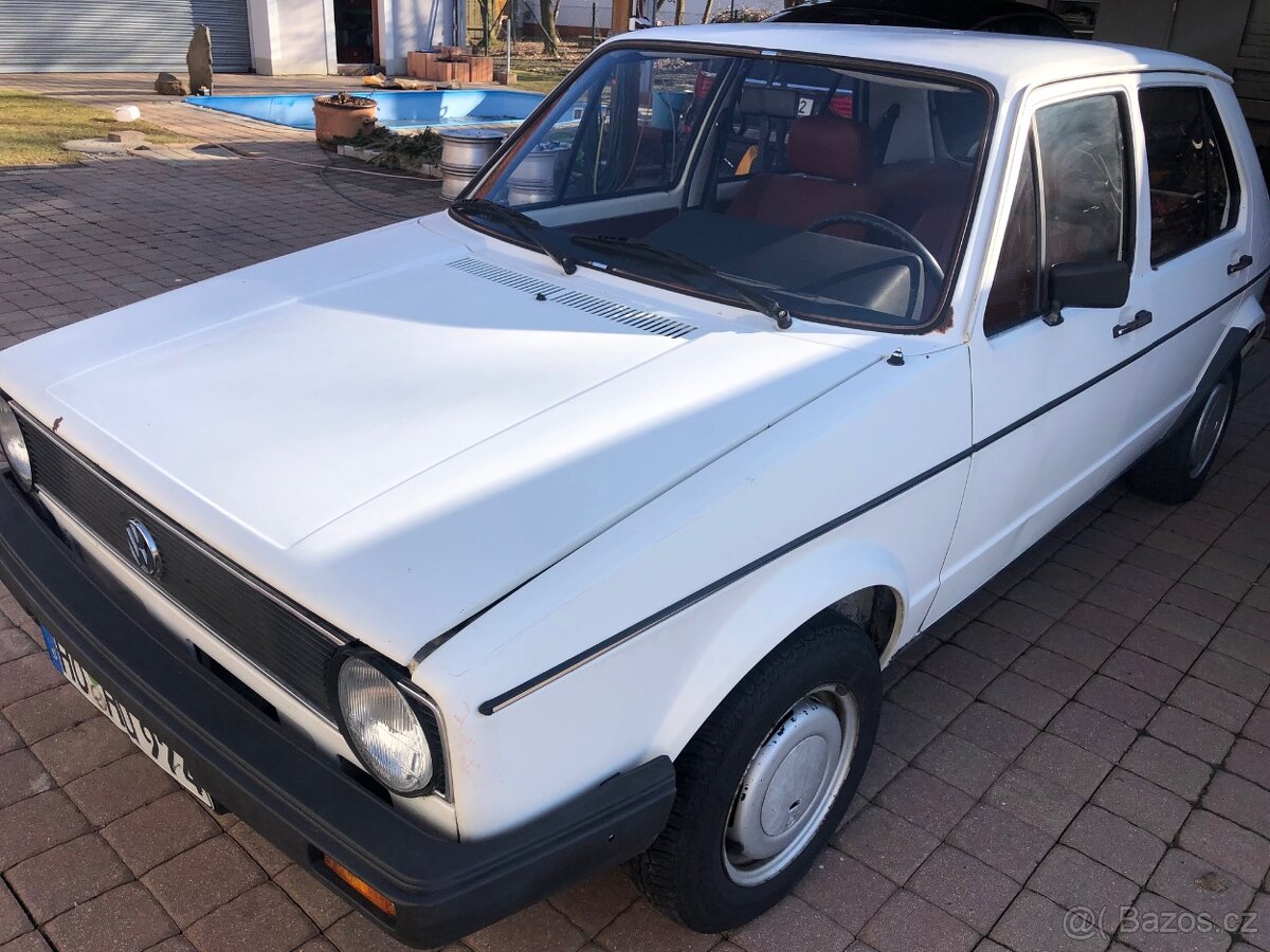 GOLG Mk 1 benzín 1,6  automat
