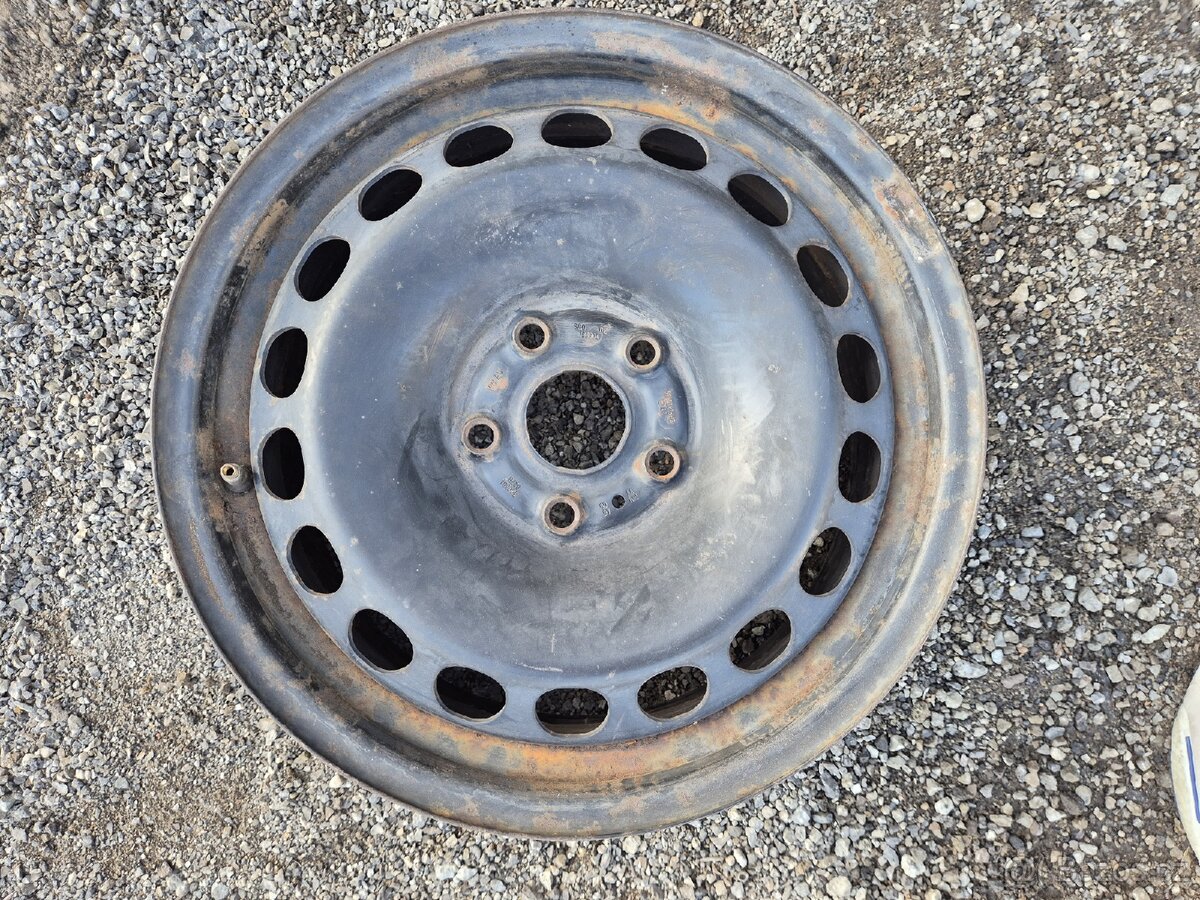 VW Passat B6 / B7 ocelový disk 6C0601027H