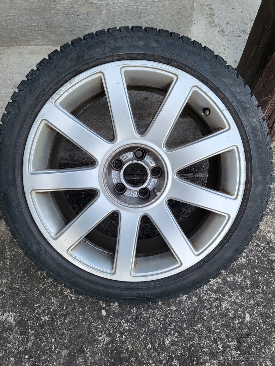 Prodám originální alu kola Audi S3/S4 8L R18 + zimní pneu