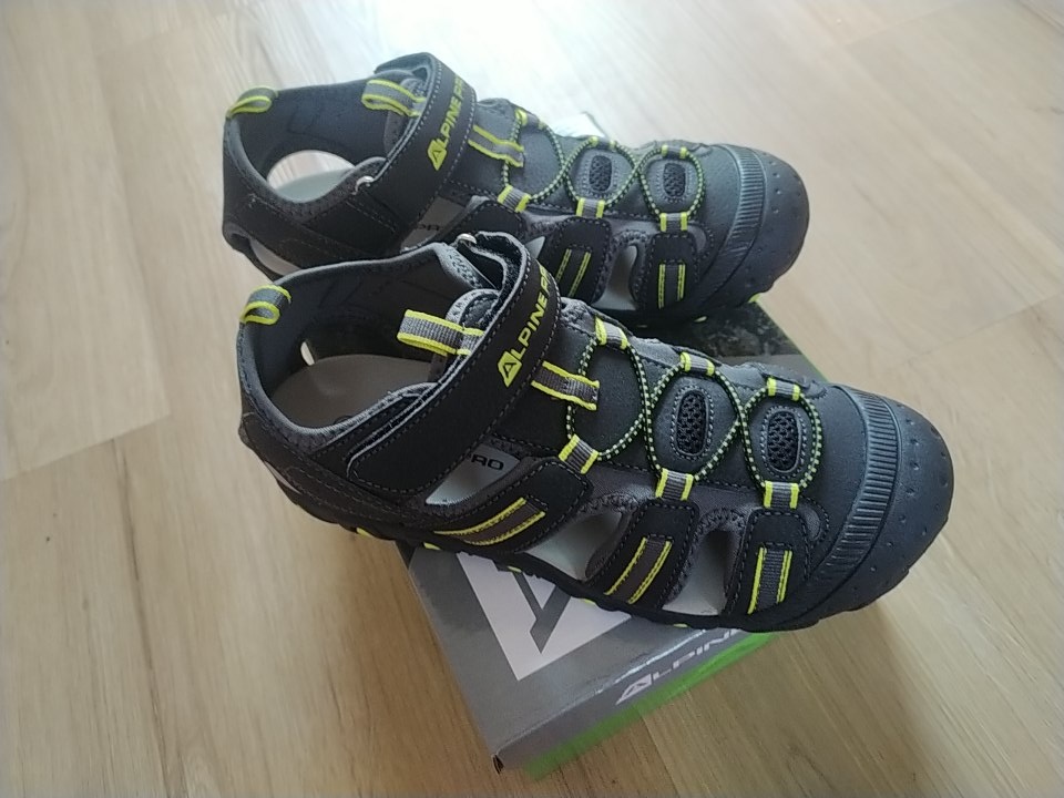 Sandále Alpine pro