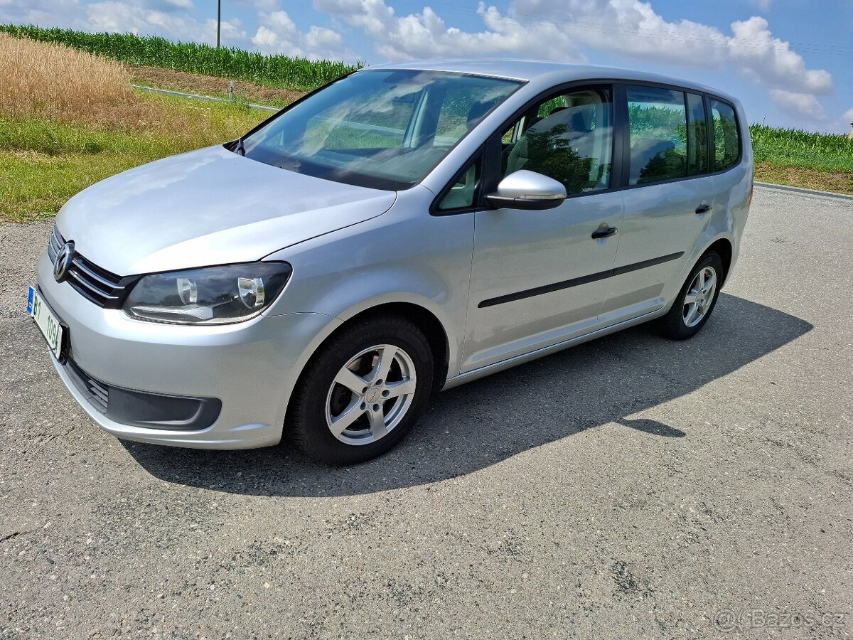 VW Touran 1.6 TDI 77kw Klima Model 2012 Nová Stk.