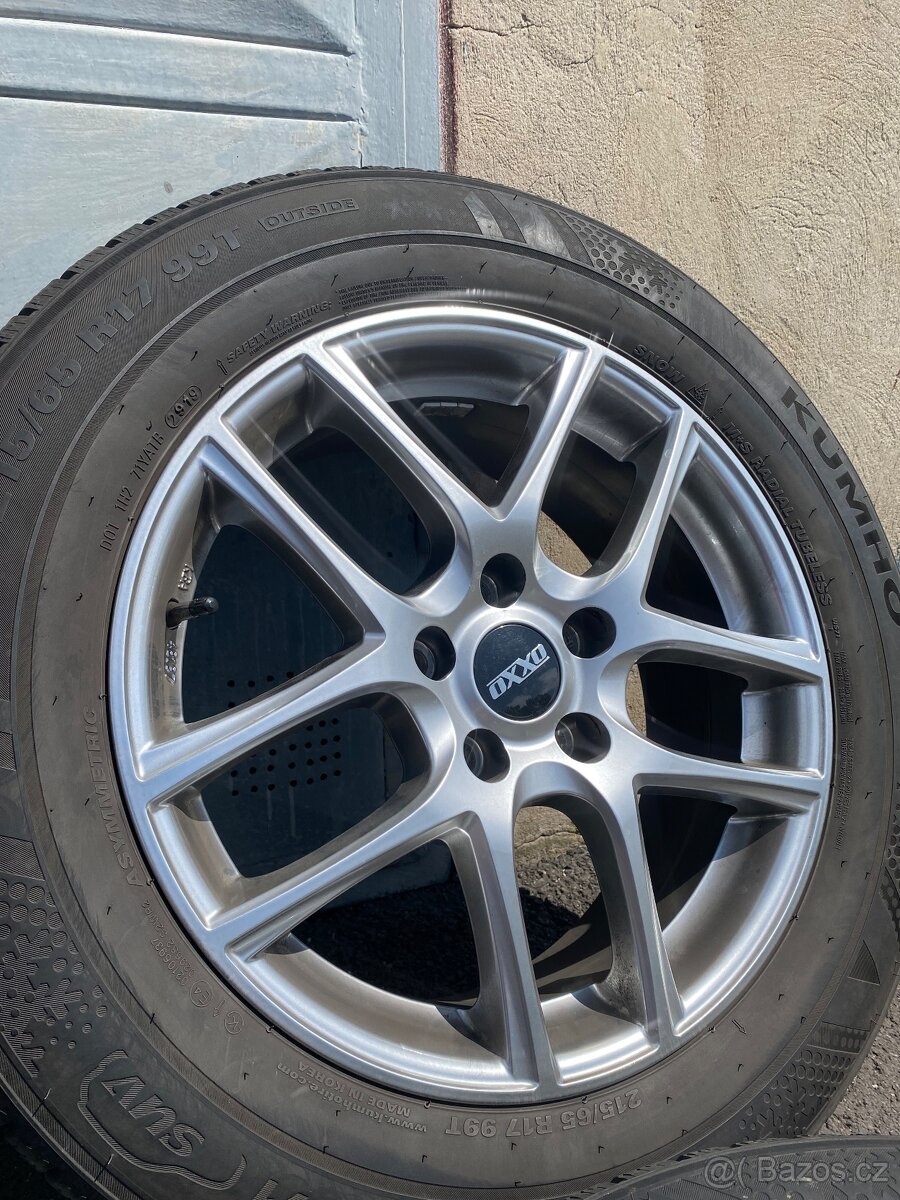 Oxxo 5x114.3 R17 215/65/17