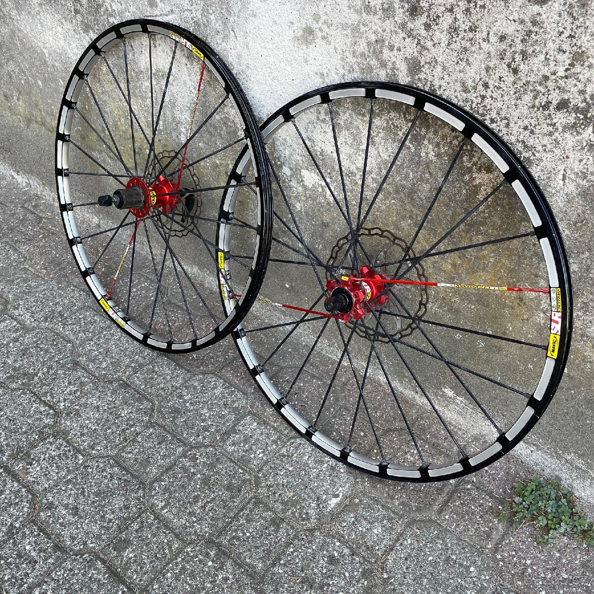 Koupím zapletená kola Mavic slr 26"