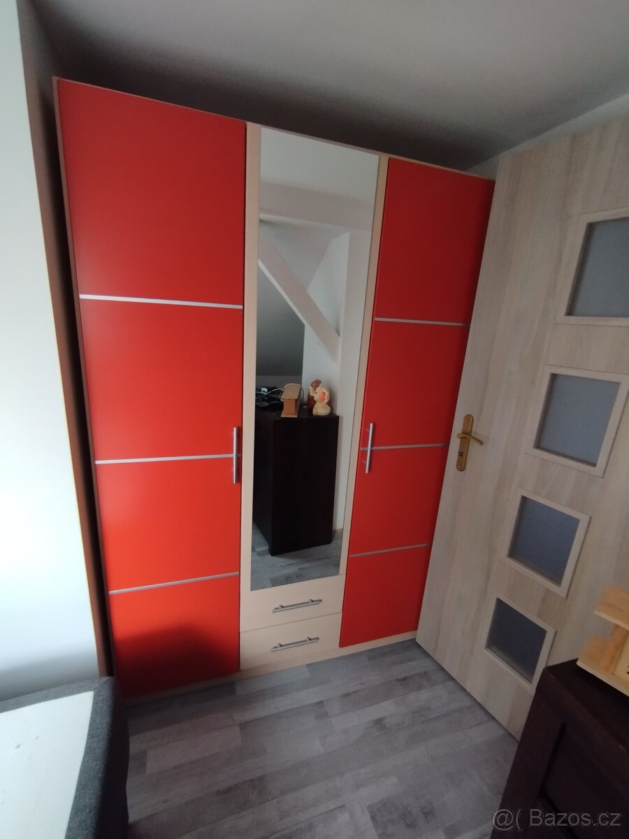 Prodej skříně