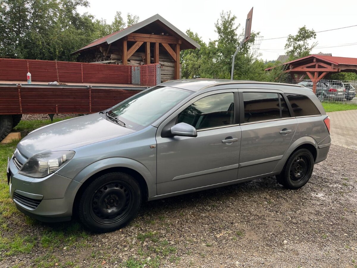 Opel Astra H CARAVAN 1,6 16V, kombi