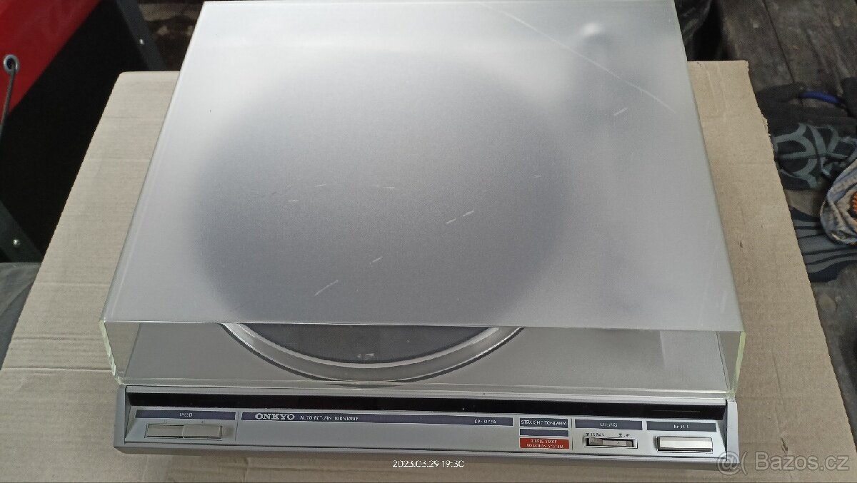 Gramofon Onkyo CP 1022A