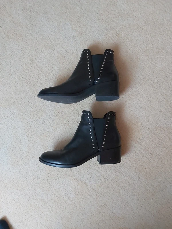 kožené kotníkové kozačky vel. 39