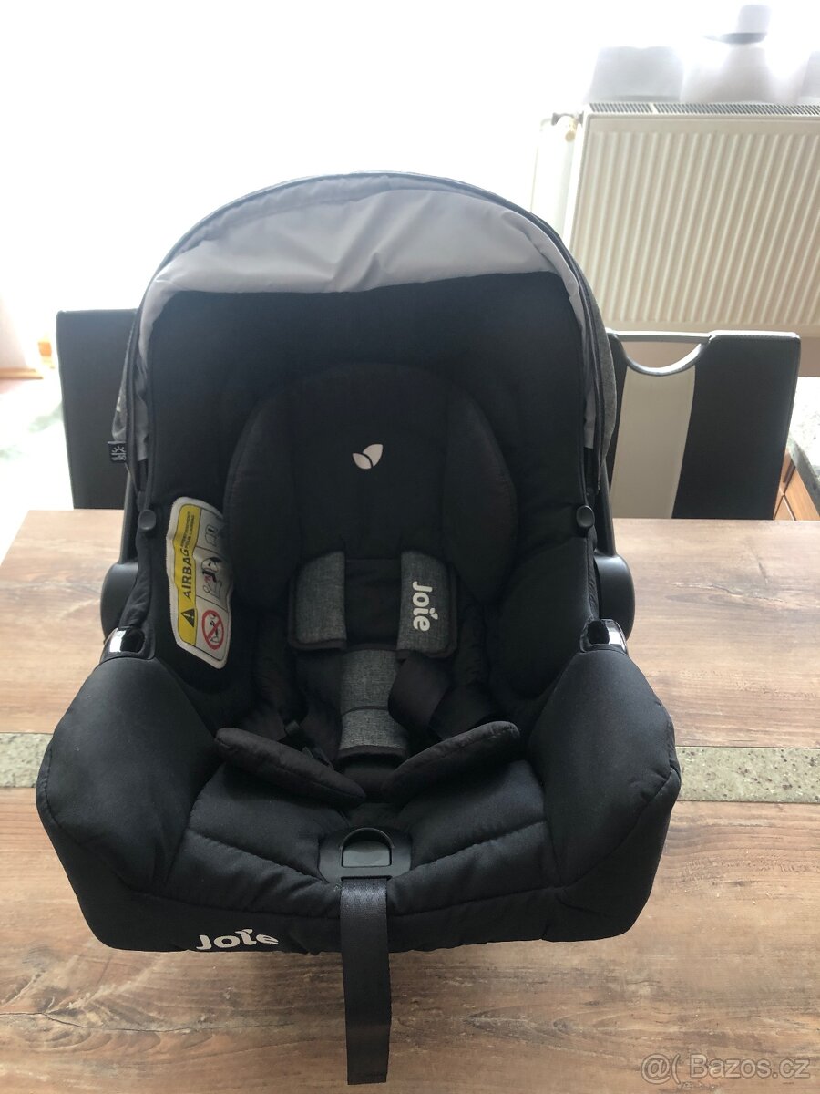 Prodám autosedačku Joie.