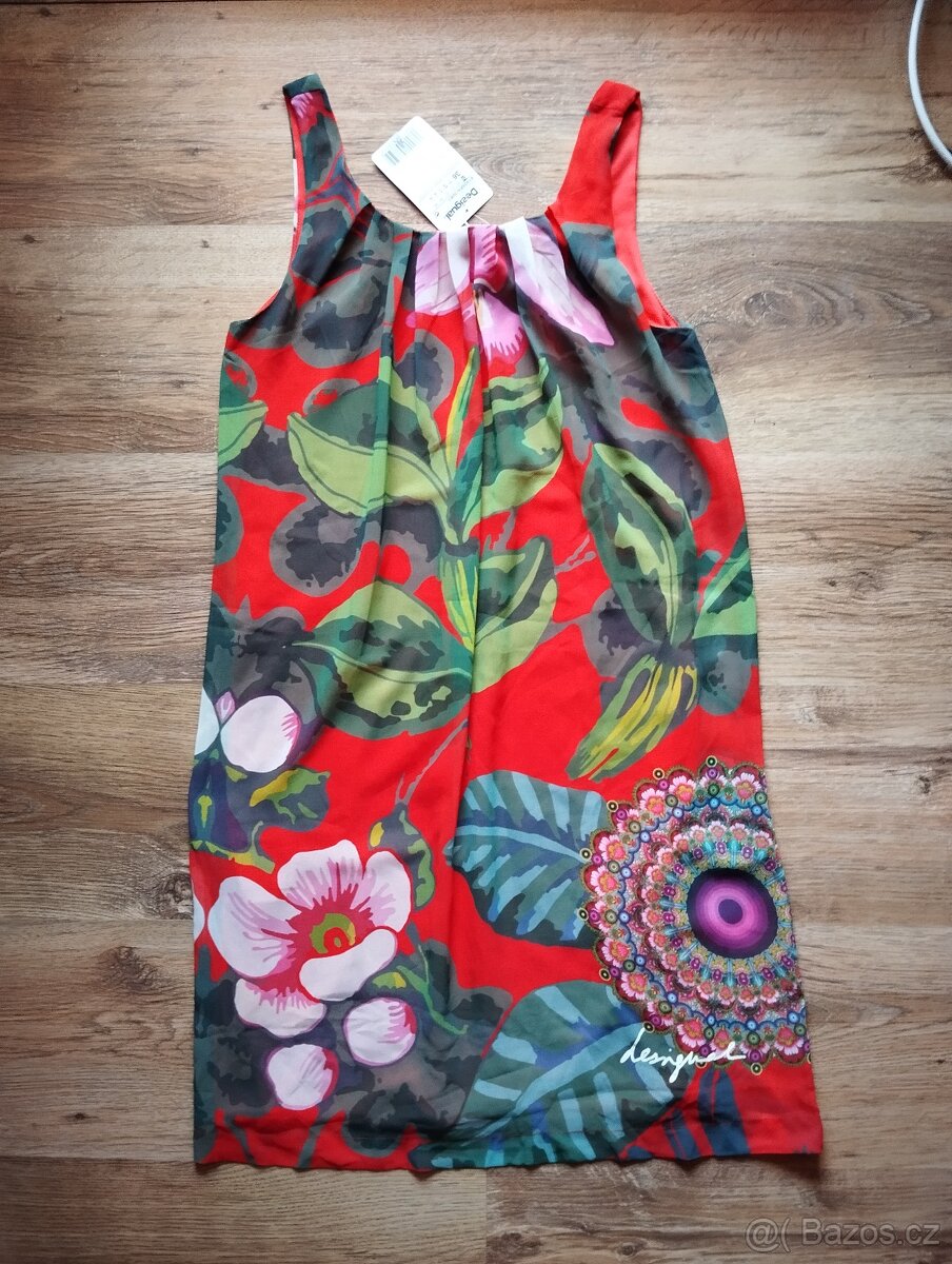 NOVÉ šaty Desigual vel. S - různé barvy