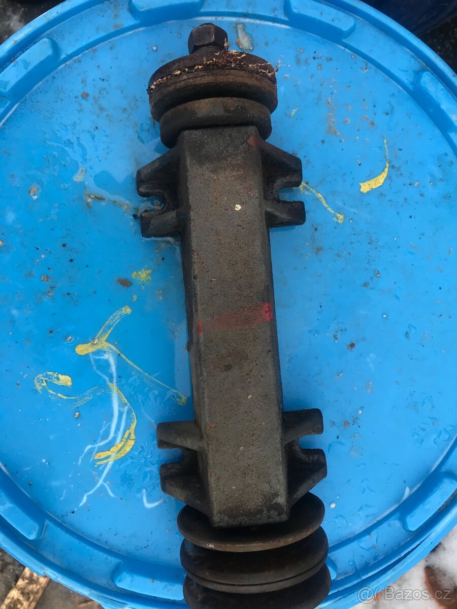 Hřídel na pilu cirkulárku