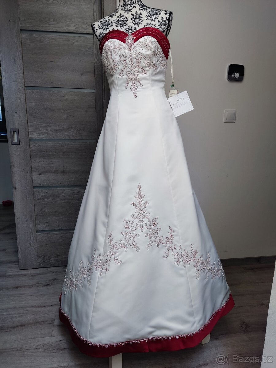 Značkové svatební šaty vel. 38