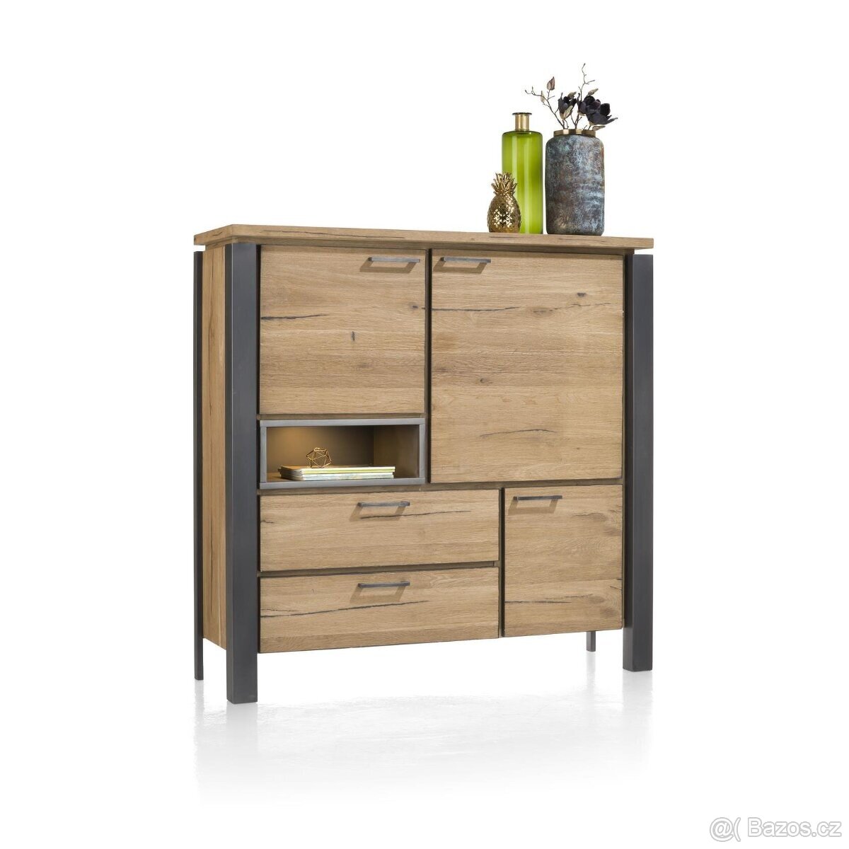 Masivní komoda 140×140 cm - Livingstone