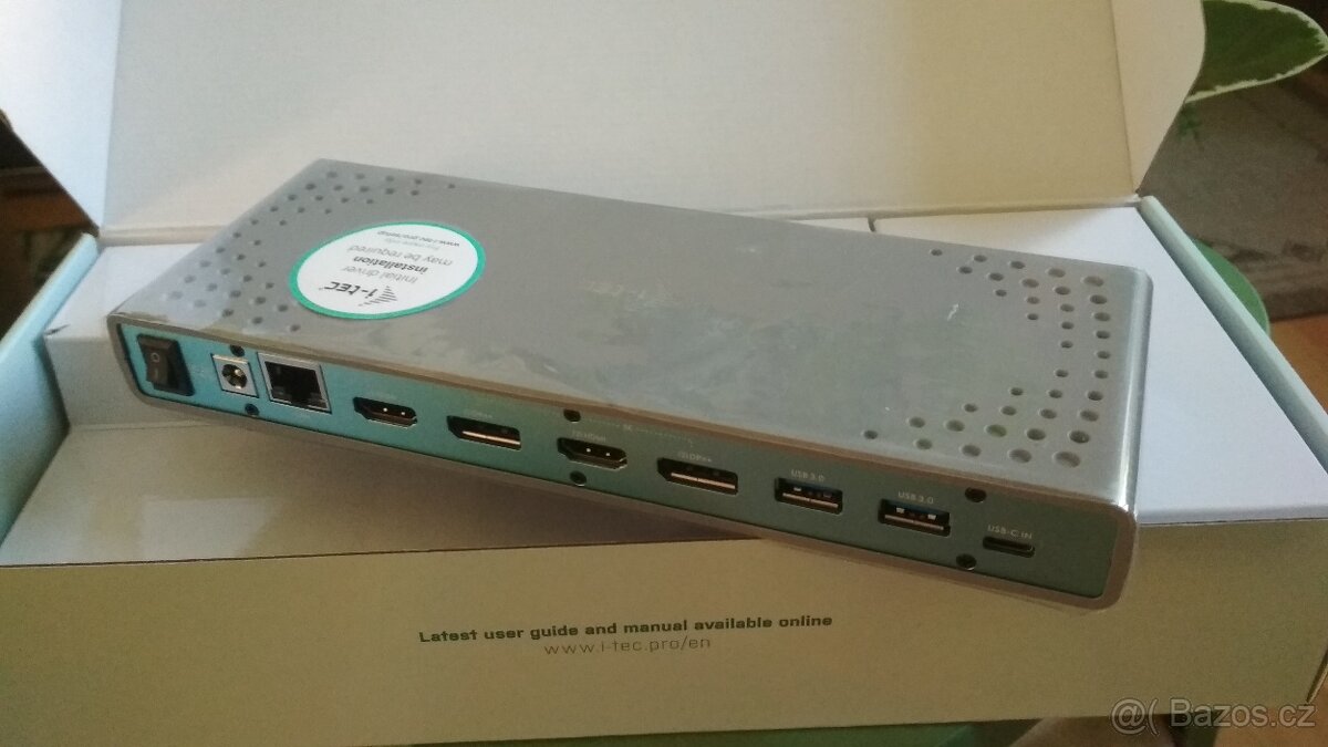 USB 3.0/USB-C / Thunderbolt 3 Dual Display dokovací stanice