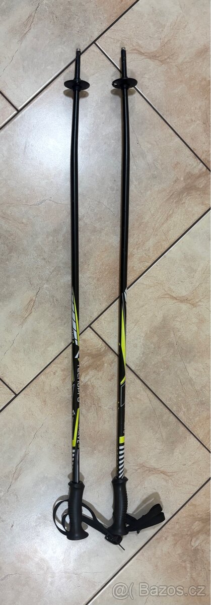 dětské lyžařské hůlky