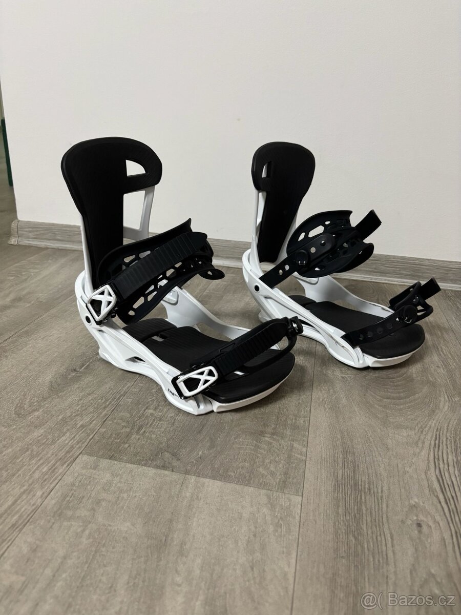 Snowboardové vázání