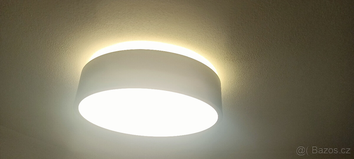 LED stropní osvětlení