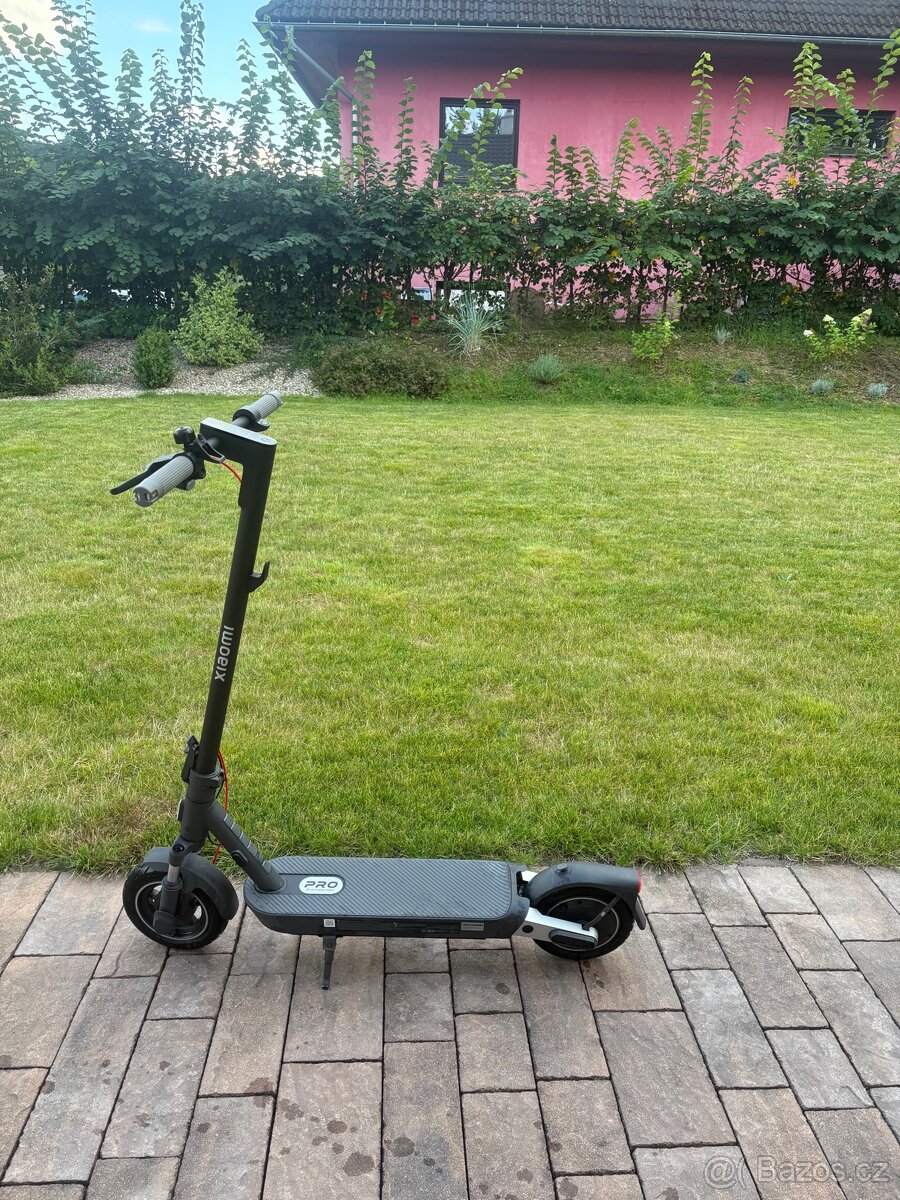 Elektrokoloběžka xiaomi 5 pro